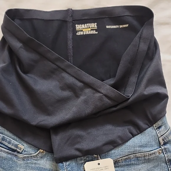 Signature by Levi Strauss Women's Maternity Blue Skinny Jeans - Picture 5 of 8